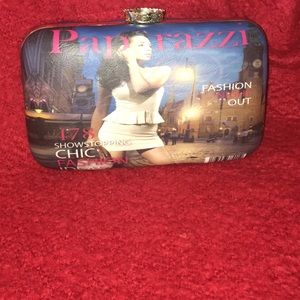 Paparazzi Hardshell Graphic Clutch